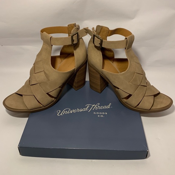 Universal Threat Wedged Bootie - Picture 2 of 10